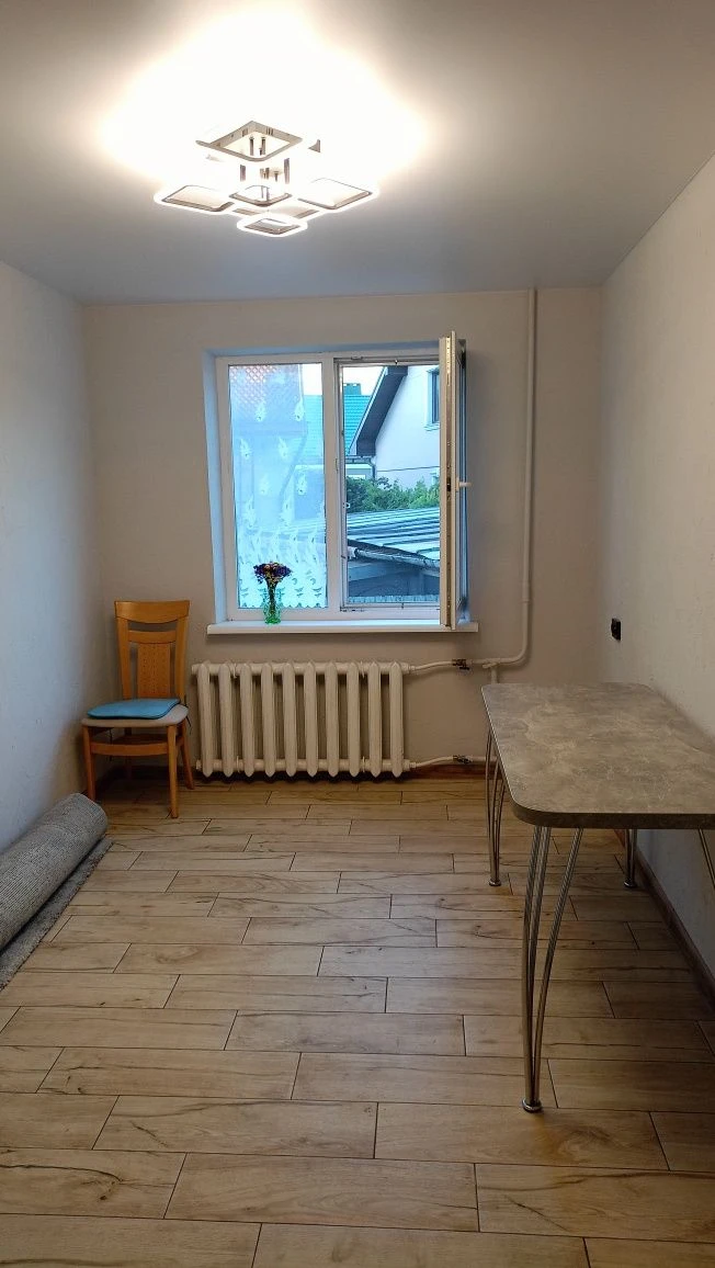 Продається 3к квартира по вул Б. Хмельницького