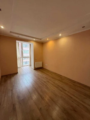 Простора 2-кімнатна квартира площею 70 м² Чорновола, центр