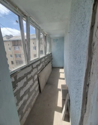 Продається 2-кімнатна квартира в самому центрі