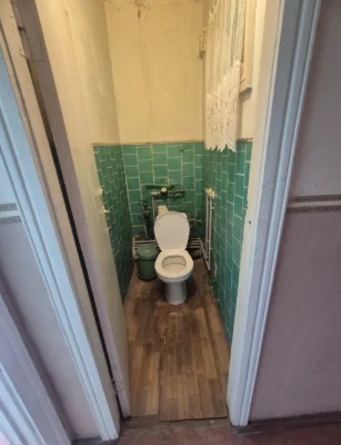 Продається 2-кімнатна квартира в самому центрі