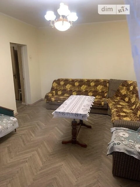 Sale of 2-room apartment 55 sq. m on Mykhaylo Omelyanovicha-Pavl st.