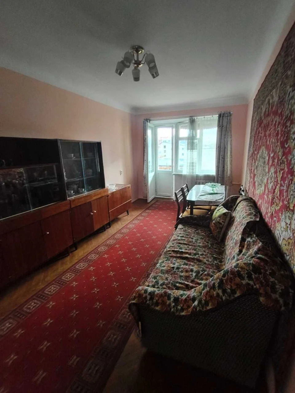Продаж 2-кімнатної квартири в самому центра Івано-Франківськ
