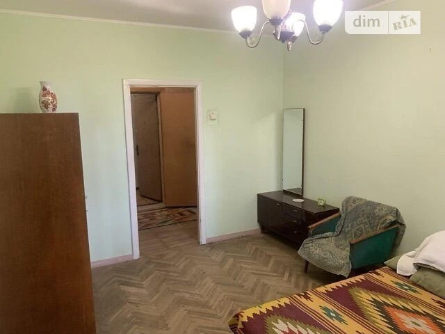 Sale of 2-room apartment 55 sq. m on Mykhaylo Omelyanovicha-Pavl st.