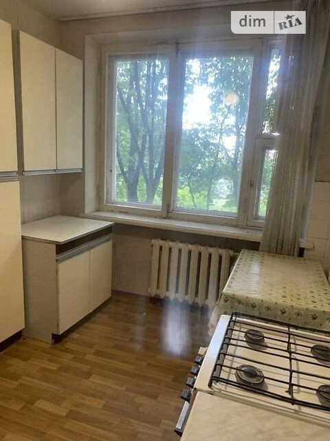Sale of 2-room apartment 55 sq. m on Mykhaylo Omelyanovicha-Pavl st.