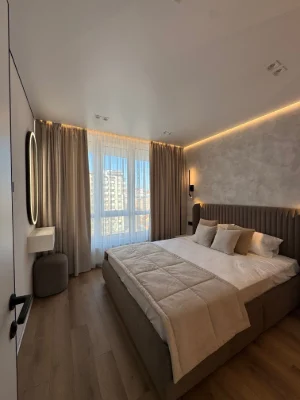 Продаж 2 кімнатної квартири в центрі з якісним ремонтом.