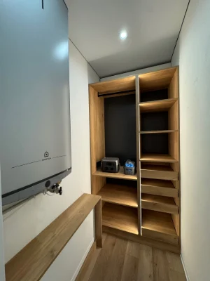 Продаж 2 кімнатної квартири в центрі з якісним ремонтом.