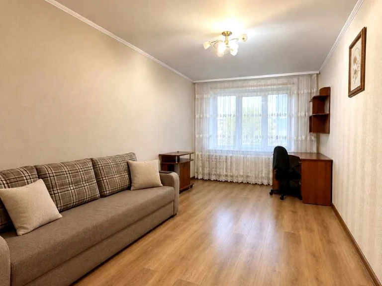 Квартира. Івано-Франківськ, Молодіжна вул.
