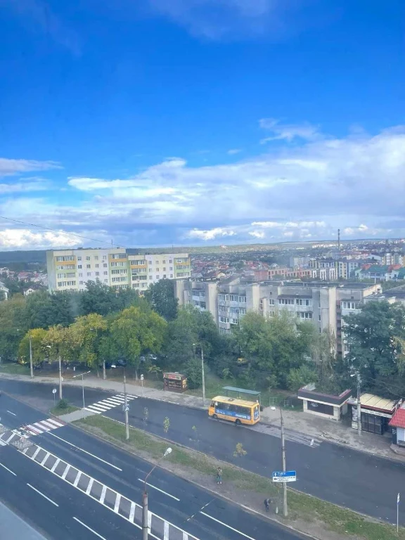 Продам велику 2к.квартиру за вигідною ціною