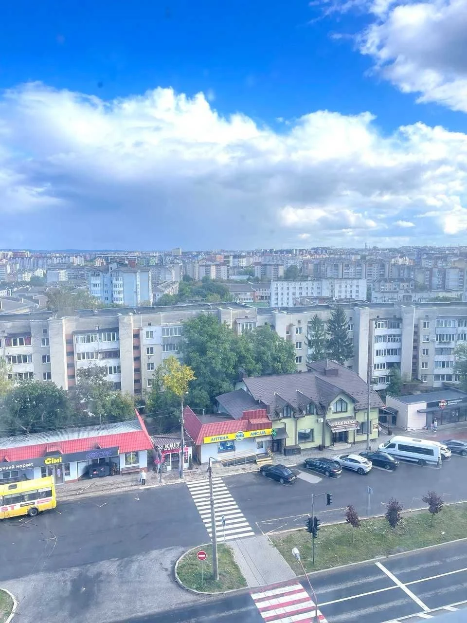 Продам велику 2к.квартиру за вигідною ціною
