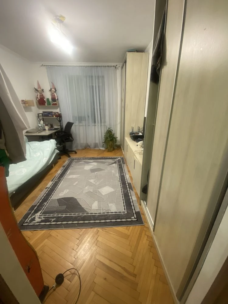 Продаж квартири 3х кімнатна