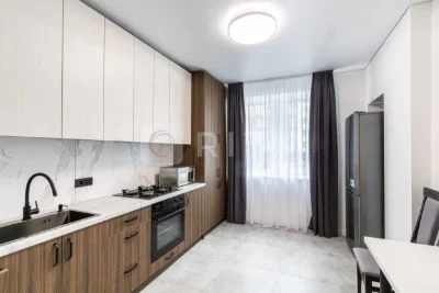 Готова 1-к квартира (43 м²) в ЖК «Містечко Центральне»