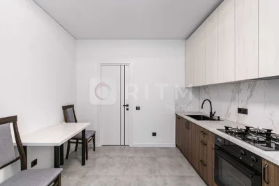 Готова 1-к квартира (43 м²) в ЖК «Містечко Центральне»