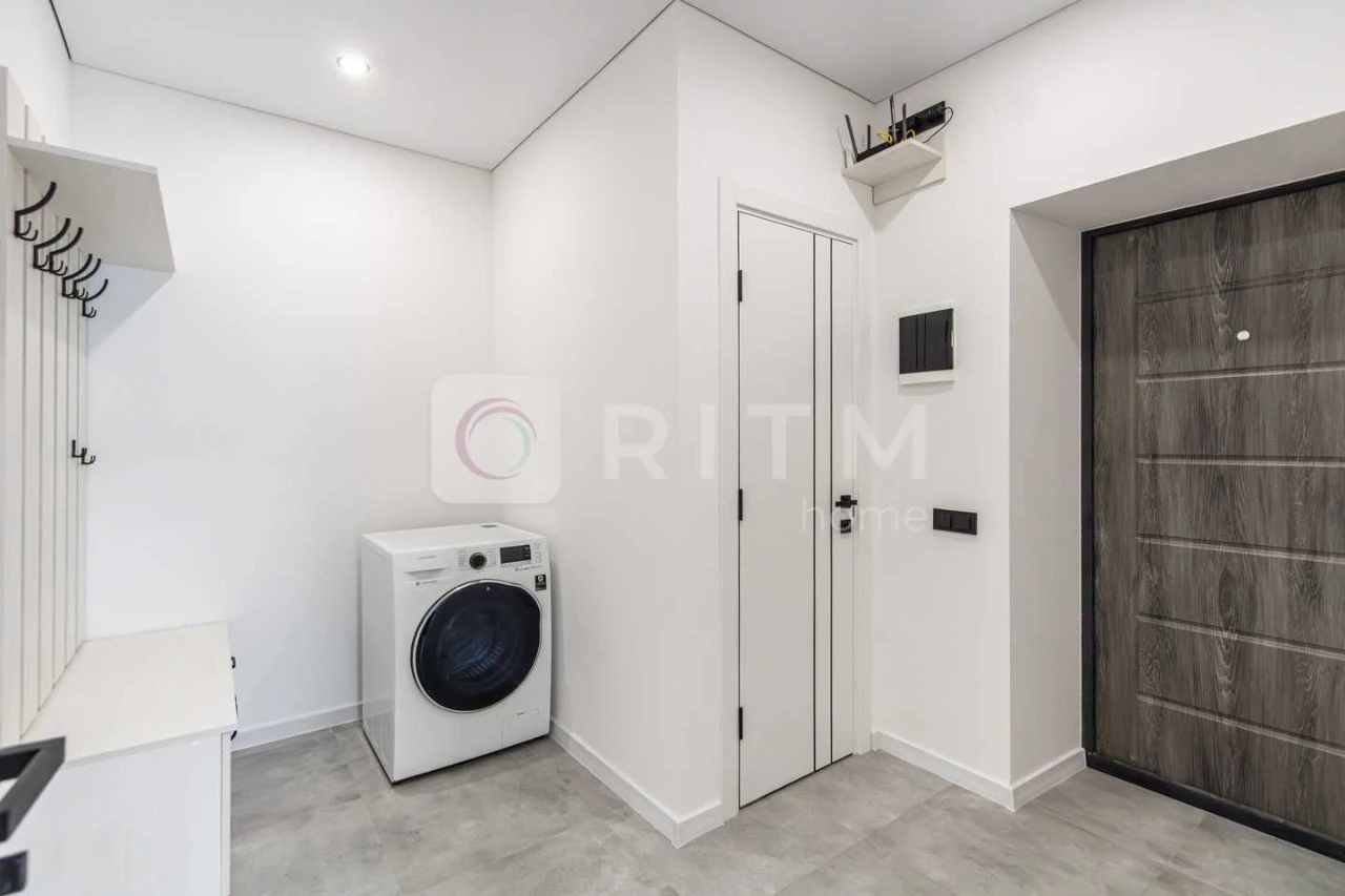 Готова 1-к квартира (43 м²) в ЖК «Містечко Центральне»