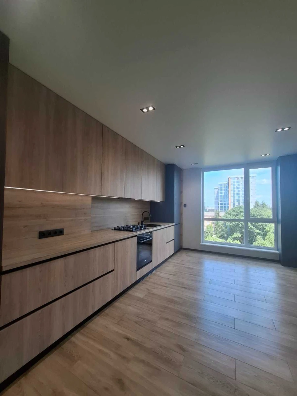 Продаю 2кімнатну квартиру біля Парку та Озера. ЖК Park Resid