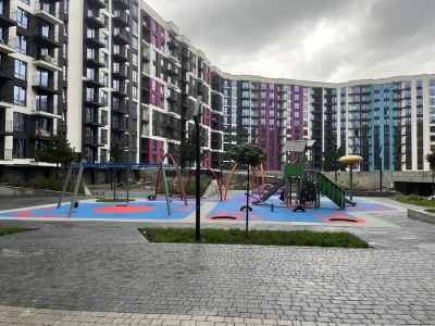 Продається однокімнатна квартира в Family Plaza з чорновим р