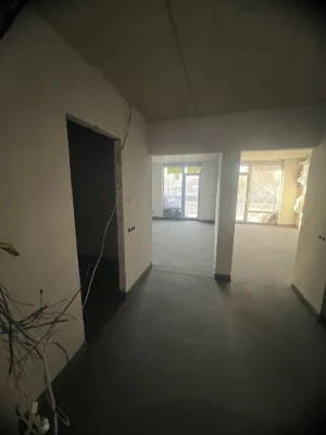 Продається однокімнатна квартира в Family Plaza з чорновим р