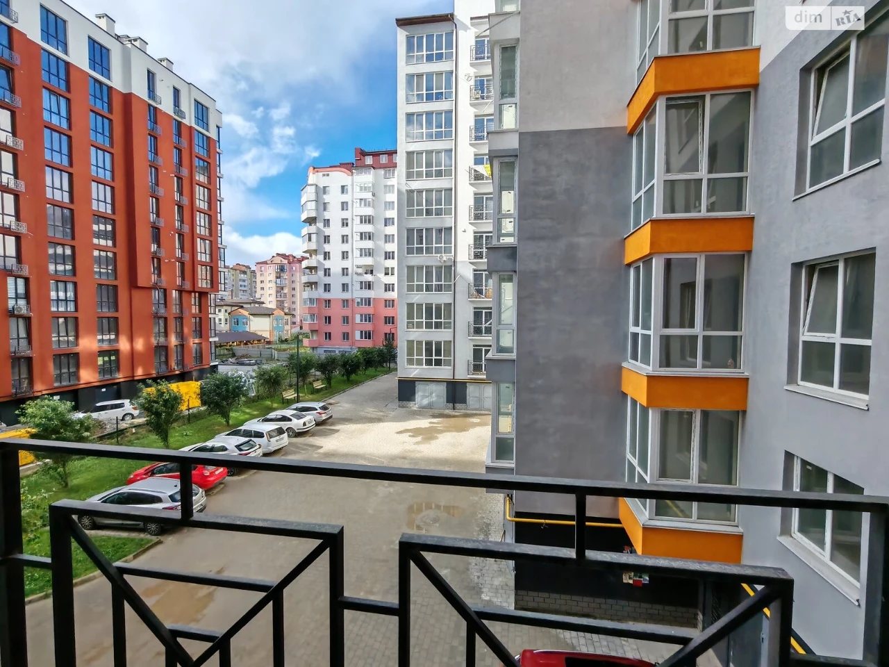 Продаж Квартира Пасічна