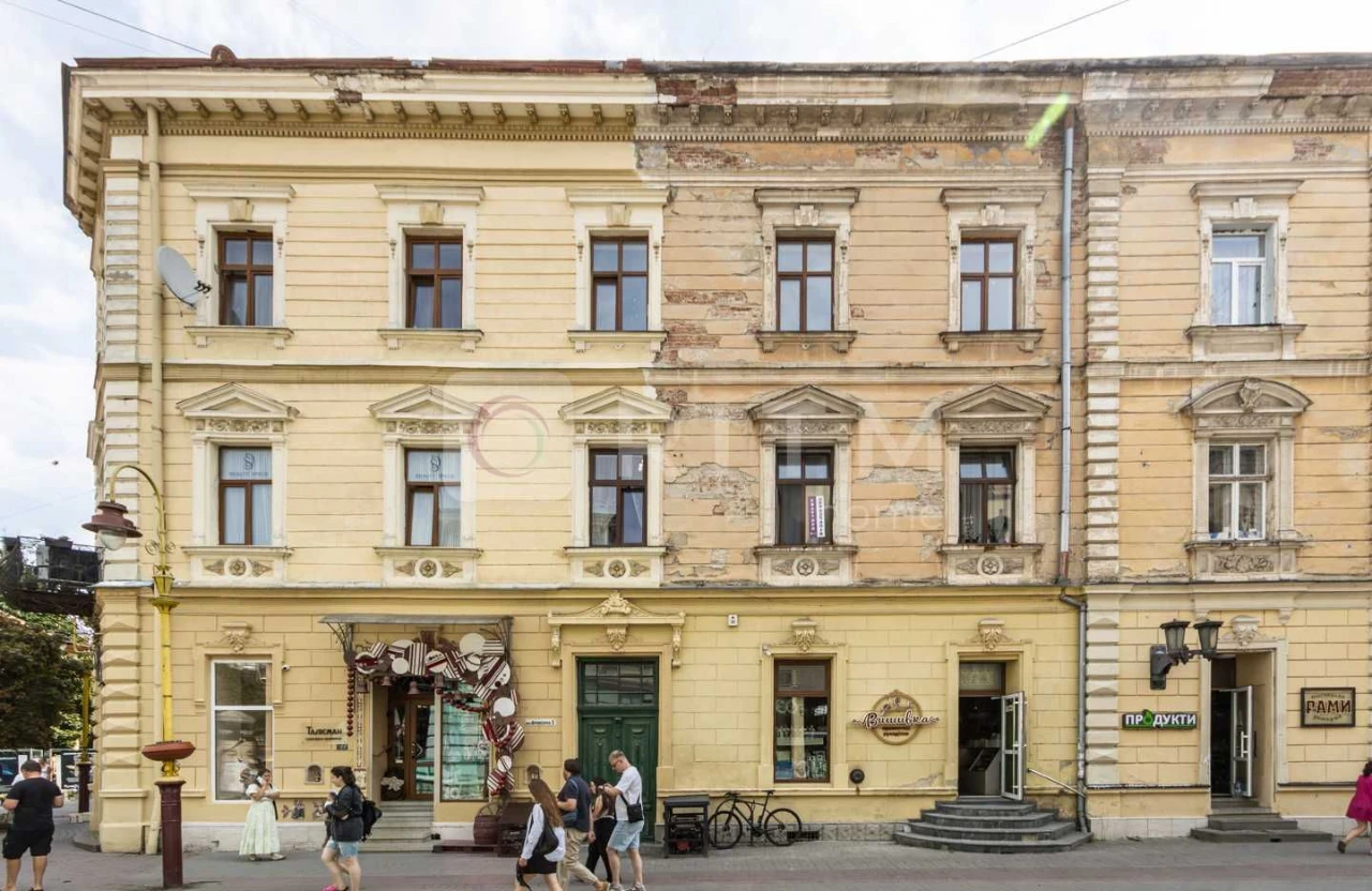 Продаж 2-кімнатної квартири в центрі Івано-Франківська (р-н