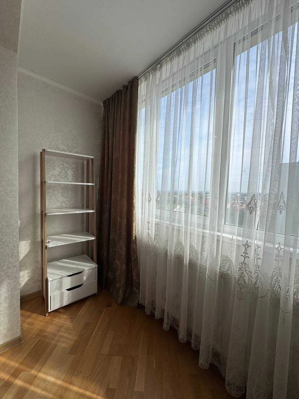 НОВИНКА 2кім. квартира біля річки 75м2
