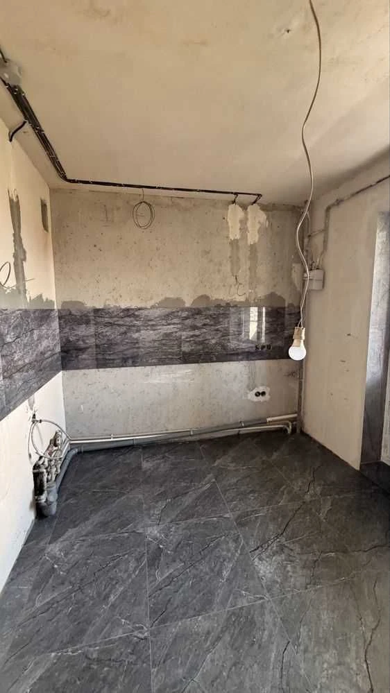 1-к в новобудові 45 кв/м з котлом