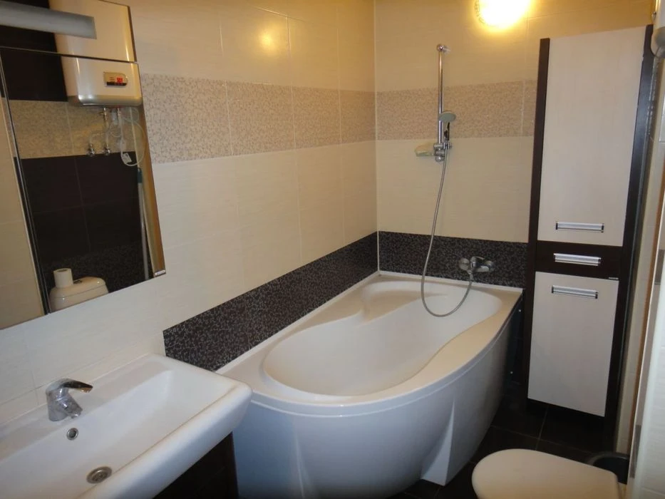 Продам квартиру 2 раздельные комнаты 70 кв.м.