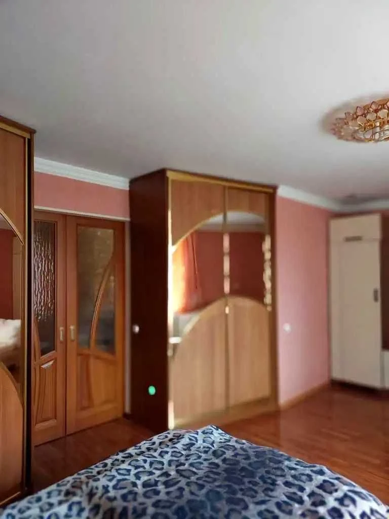 Продаж 2-кімнатної квартири по вул. Баяна СВІТЛО Є ЗАВЖДИ