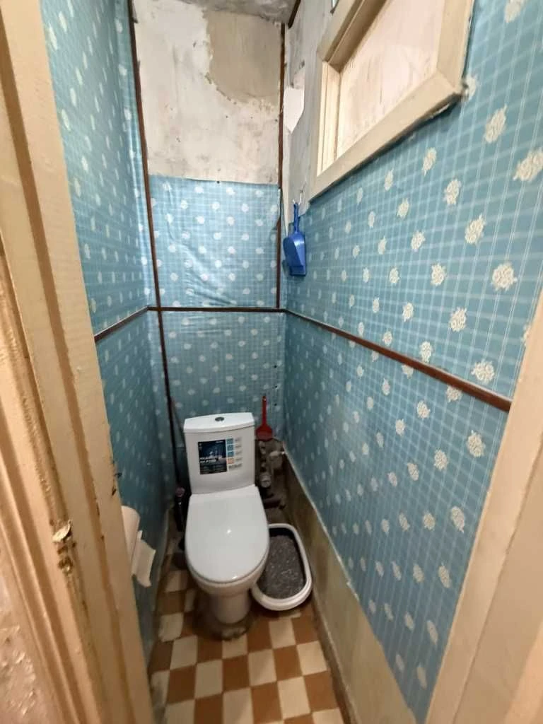 3к! квартира, Поділ, 2/5 поверх, 63 м2, цегла, легкий космет