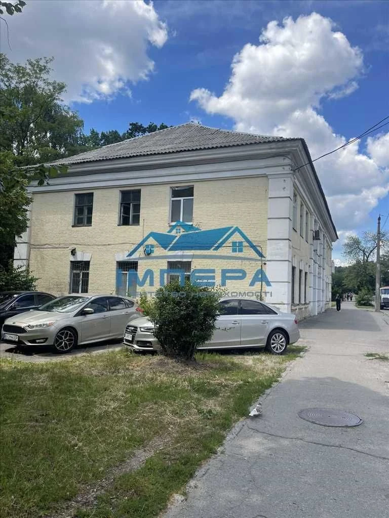 Найдешевша квартира на Подолі