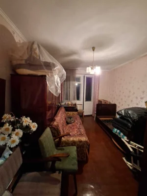 Продається 3-к квартира р-н Білої альтанки