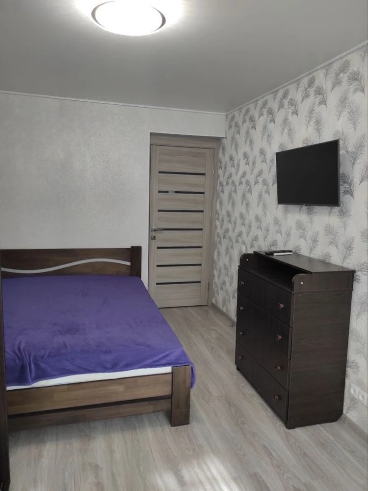 3к квартира 65м2 поверх 4/9 роздільне планування вул.23 вере