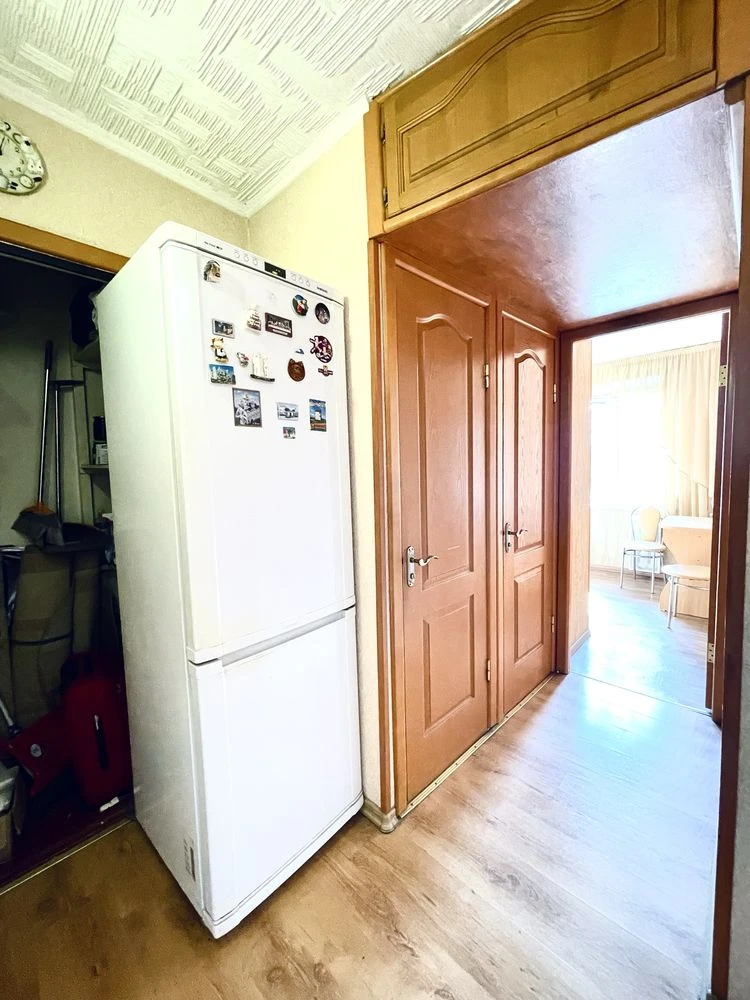 Продаж 2 кімнатної квартири м-н 23 вересня !