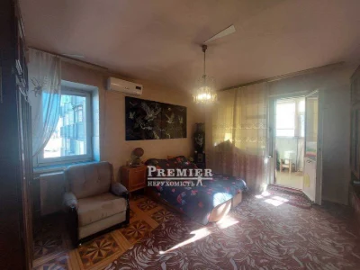3-комнатная квартира 72 кв.м с ремонтом Крымский бул-р