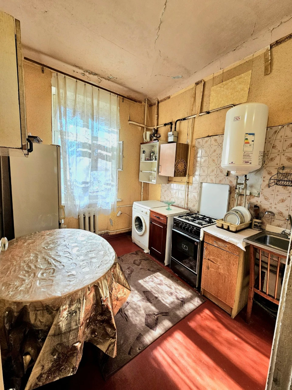 Продаж 2х.кімнатної квартири.вулиця Соборності.