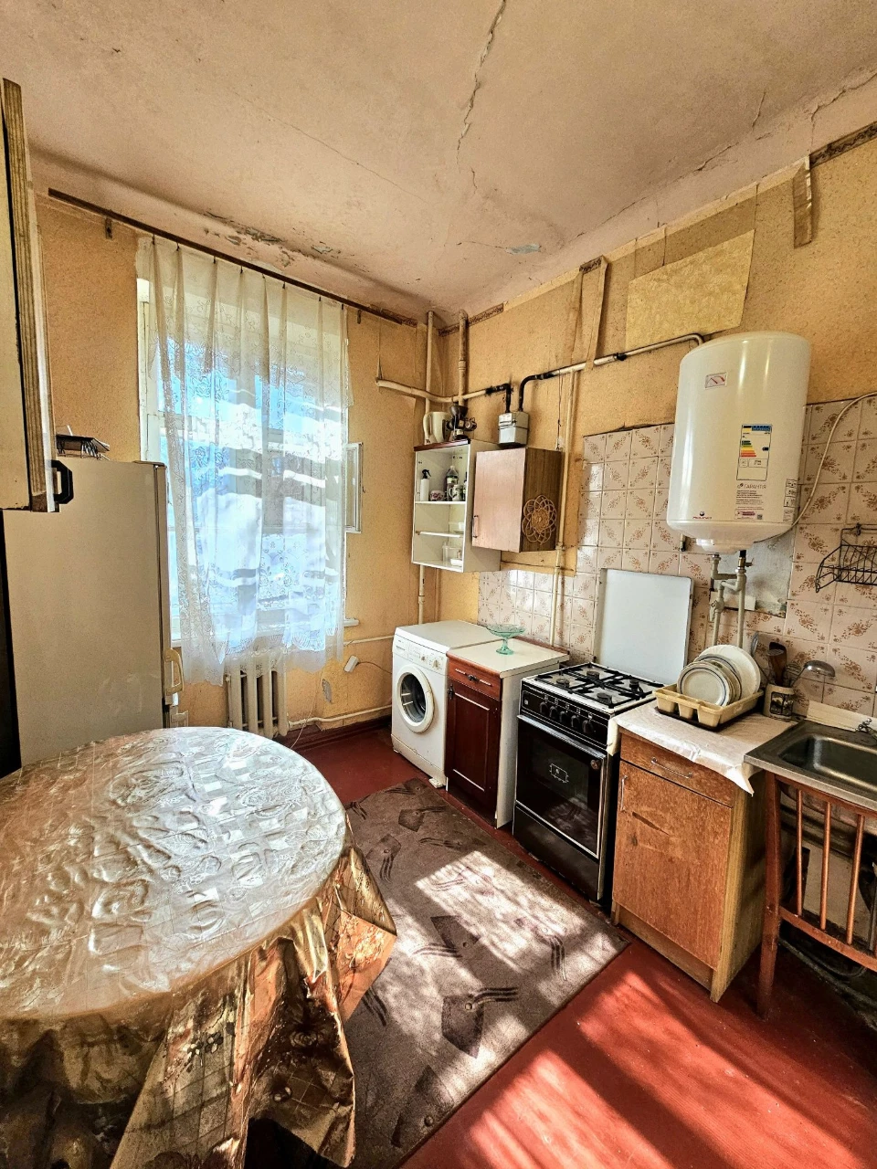 Продаж 2х.кімнатної квартири.вулиця Соборності.