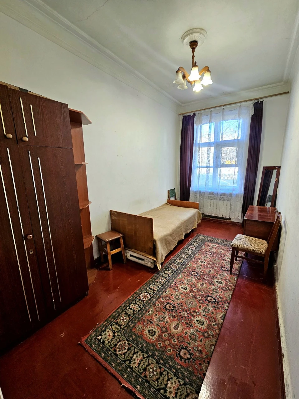 Продаж 2х.кімнатної квартири.вулиця Соборності.