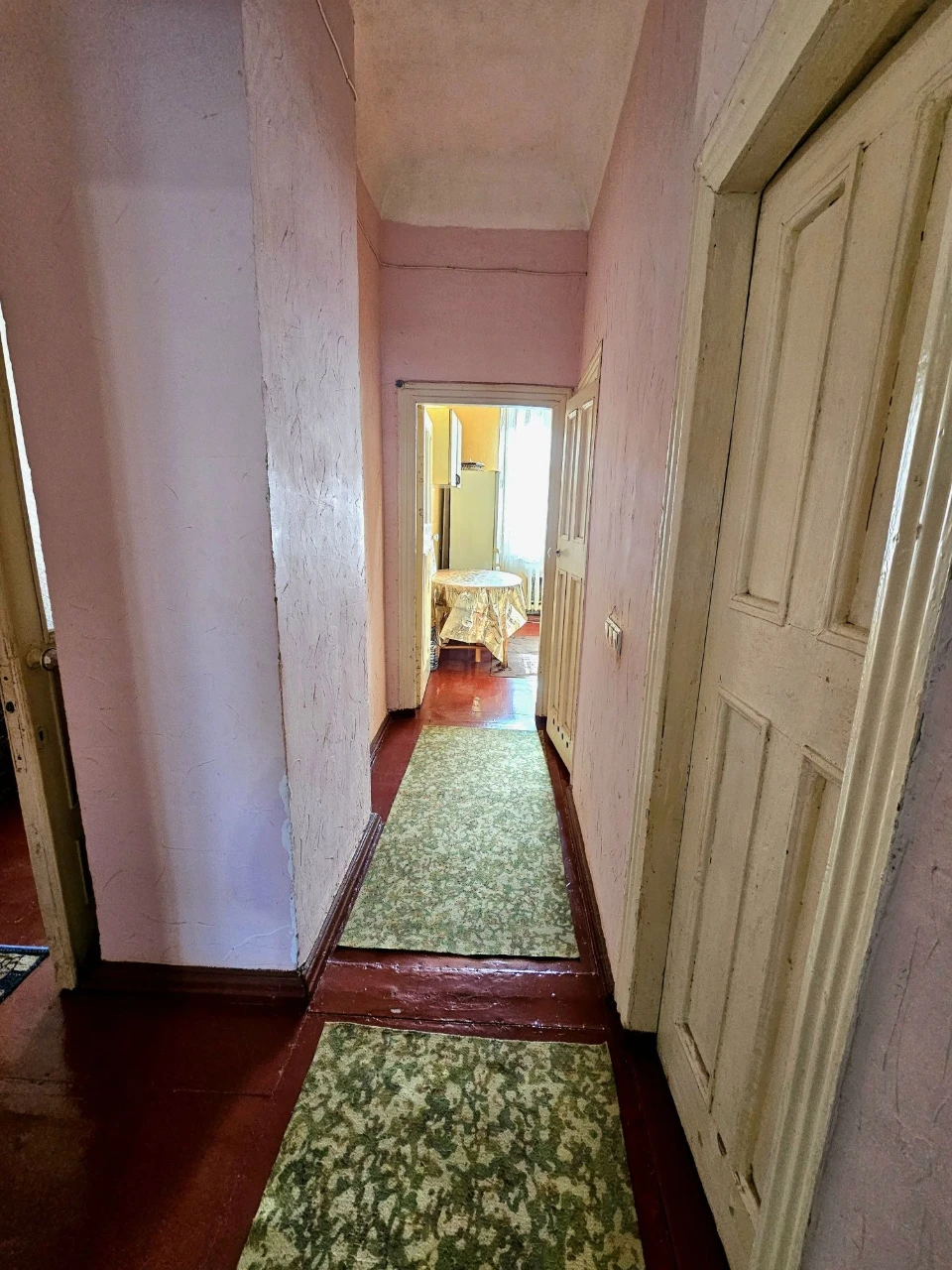 Продаж 2х.кімнатної квартири.вулиця Соборності.