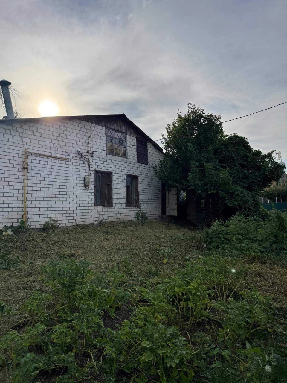 Продаж частини будинку в районі вулиці Художня