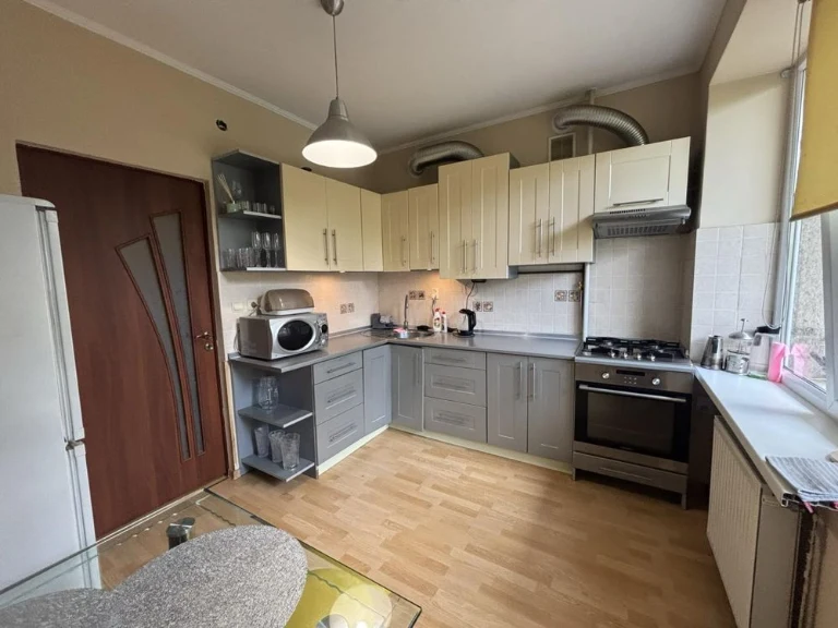 Продаж 3кім квартири, центр