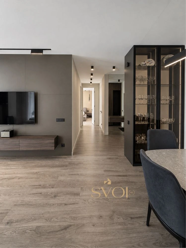 Продажа 2-х кім (100 м2 )  квартири в центрі Ужгорада