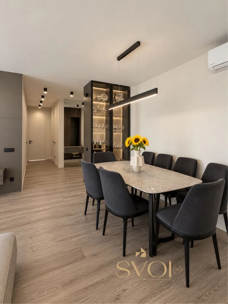 Продажа 2-х кім (100 м2 )  квартири в центрі Ужгорада