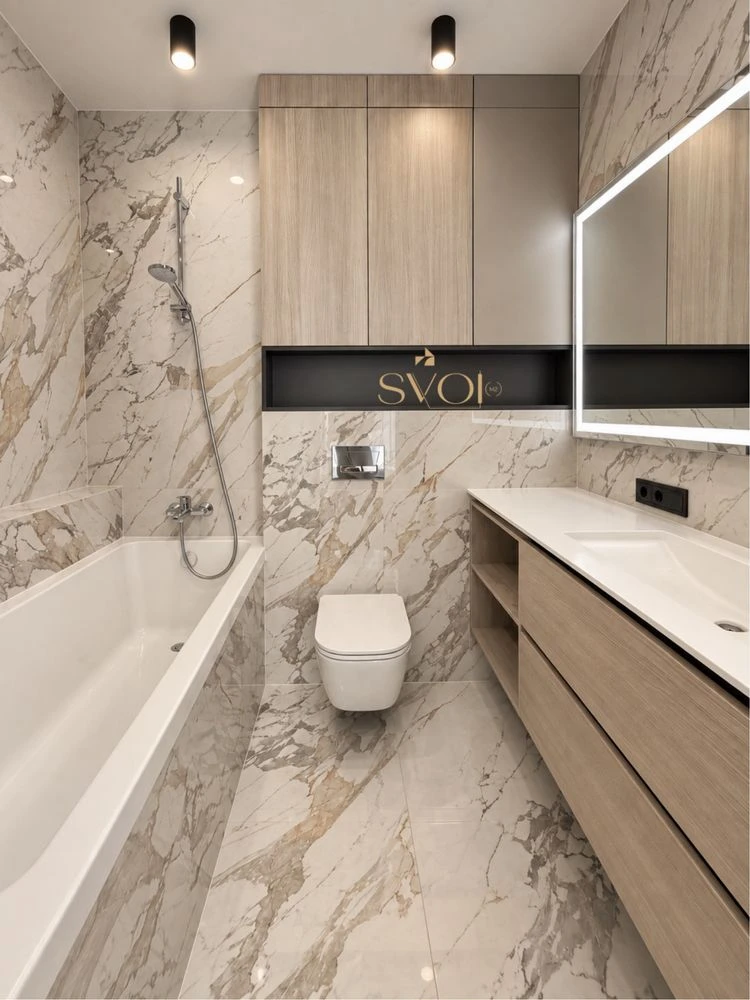 Продажа 2-х кім (100 м2 )  квартири в центрі Ужгорада