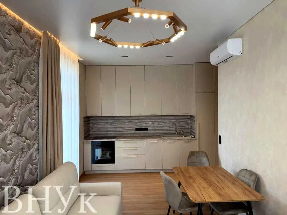 Квартира. Ужгород, Капушанська вул.
