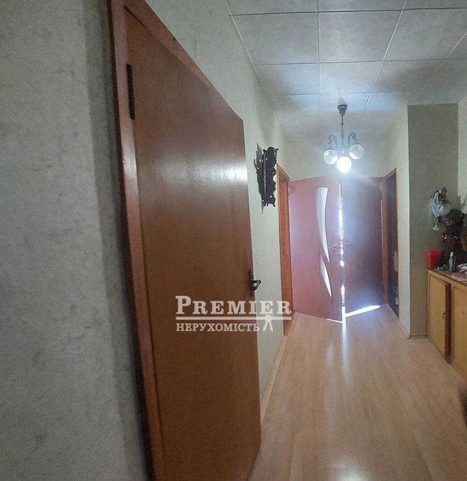 3-комнатная квартира 72 кв.м с ремонтом Крымский бул-р