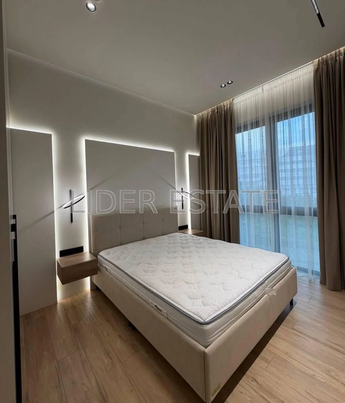 Продам 2-кімн. квартиру 75.6м², 7/8 пов, ЖК Grand Hills | ЖК