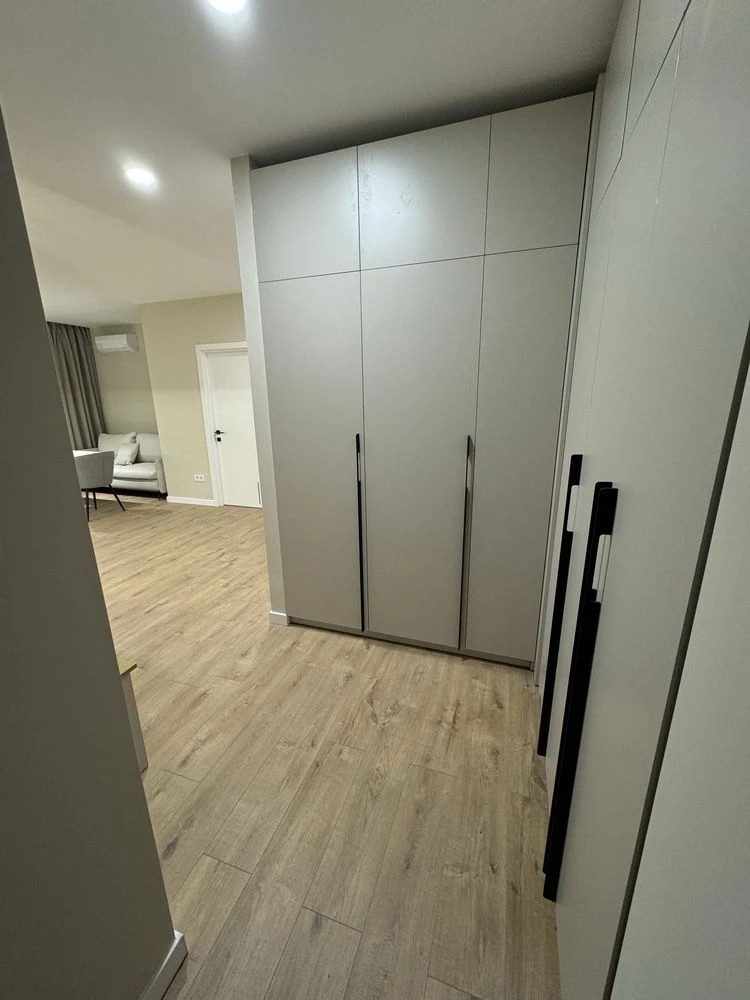 Продаж 2 - ух кімнатноі квартири в ЖК West Towers