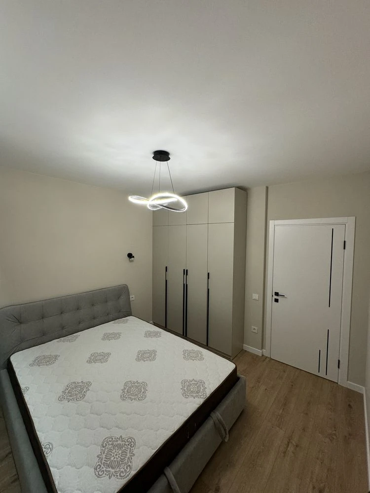 Продаж 2 - ух кімнатноі квартири в ЖК West Towers