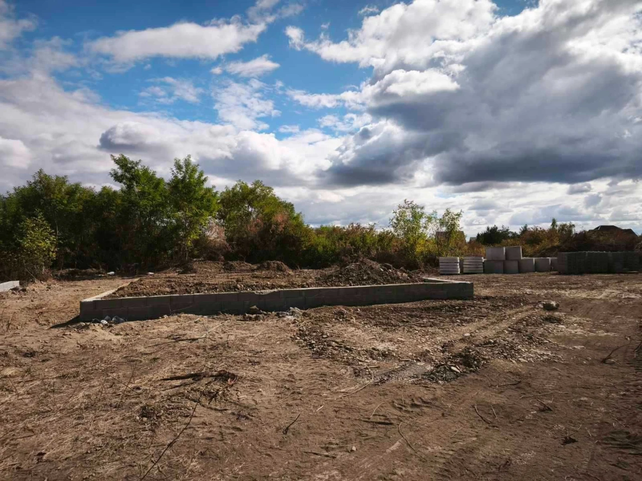 Продається одноповерховий будинок формату «хайтек» в стилі м