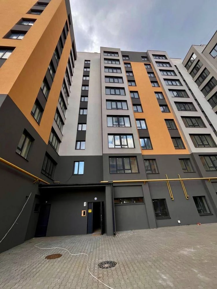 Продаж 1-кімн у зданому будинку