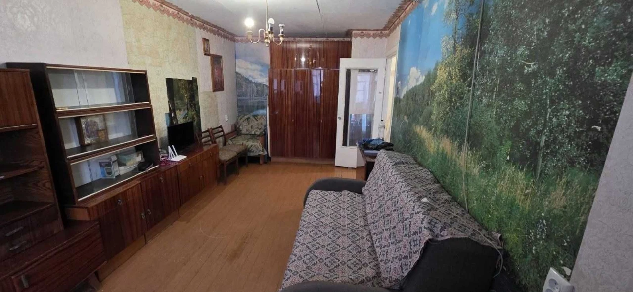 Продаж 1к квартири 32 кв. м на вул. Трудова