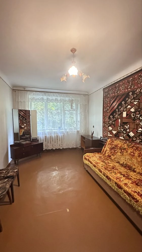 Продаж 2к по вулиці зарічансткій